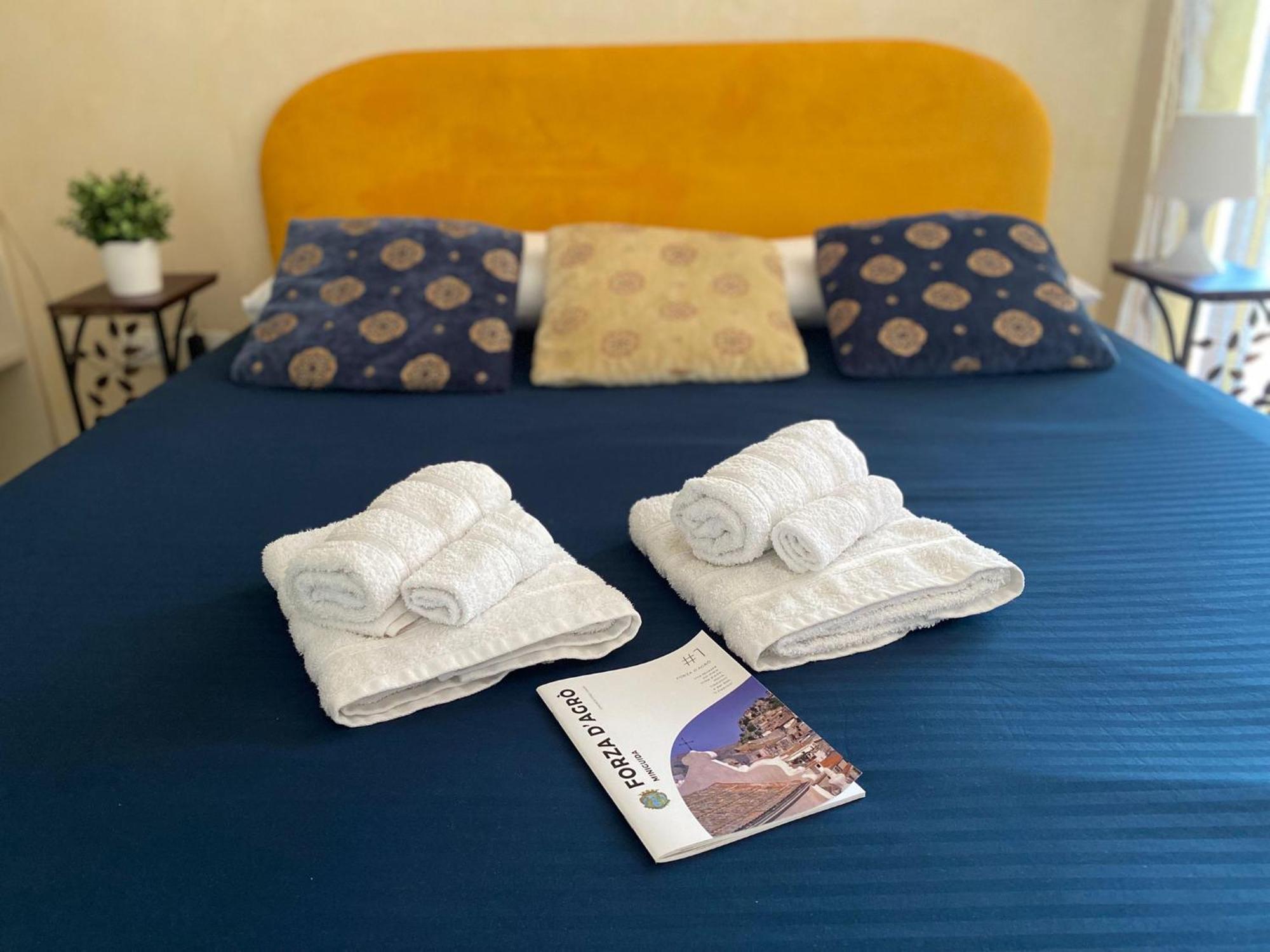 Apartament Casa Luca Forza dʼAgro Zewnętrze zdjęcie